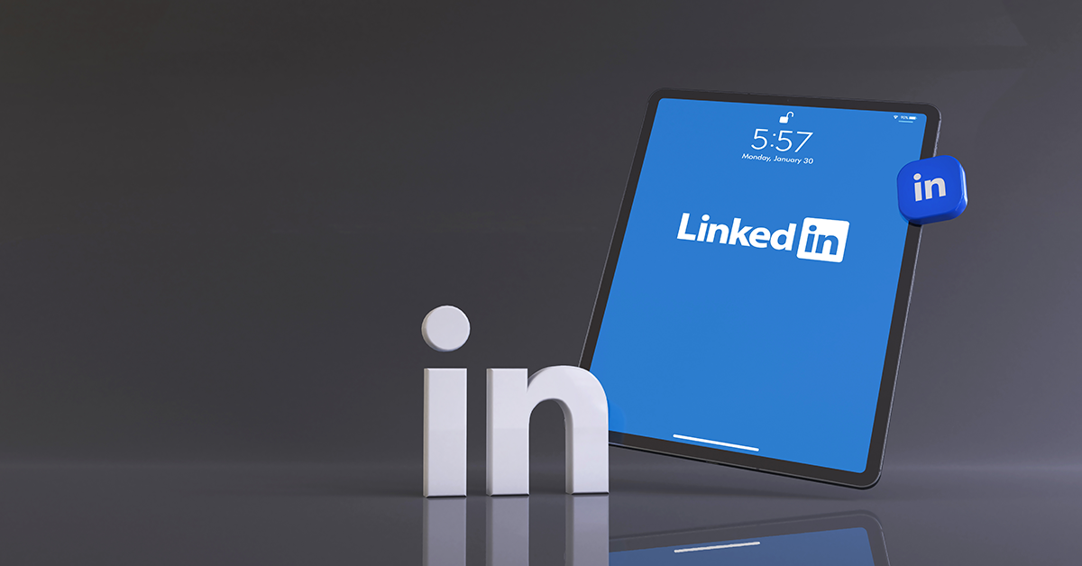 How to effectively leverage LinkedIn for career transitions